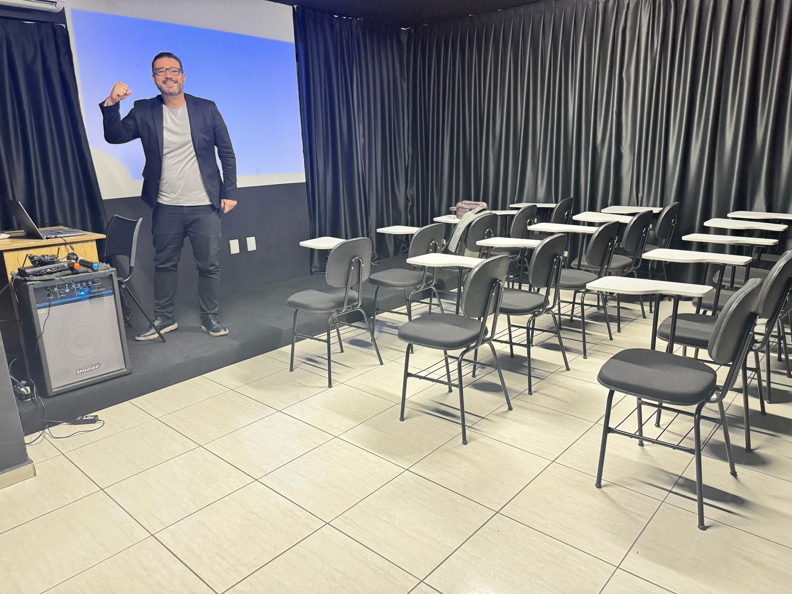 Sala treinamento corporativo Itajaí - Capacitação empresarial